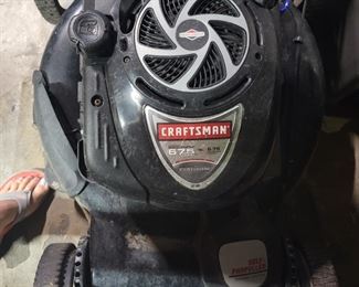 Craftsman 6.75 series, Briggs & Stratton self propelled 22 inch cut lawn mower