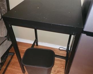 Bar height table