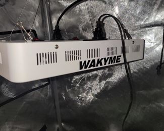  ***Taking bids****Saturday till 3 p.m., to call the highest bidder around 6pm to pay over the phone. To pickup Sun                             
   Wakyme grow light