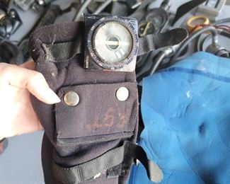 Glow in the dark wrist compass for under water direction