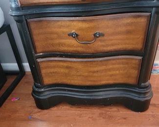 (2) of (2) nightstands