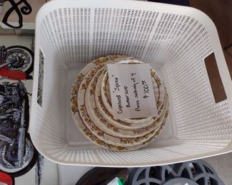 Copeland Spode Buttercup Dishes place setting for 4.