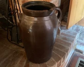 Rogers #5 crock. Slightly chipped otherwise great shape