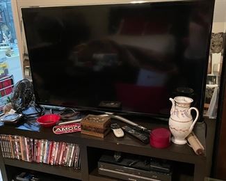 Flat Panel Tv and Stand