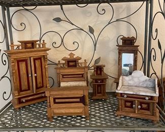Exceptional Antique Doll Bedroom Set 