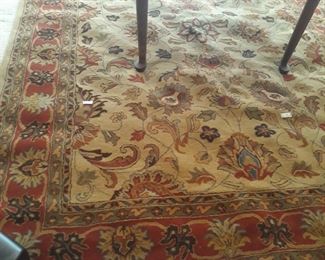 Wool rug 
Measures 8' x 10' 