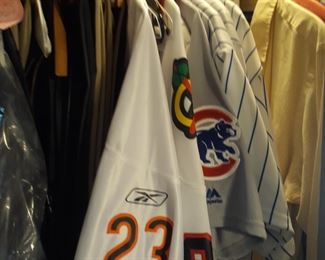 Pro Sports apparel 
Size X-Large