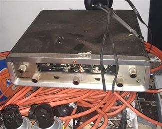 Grommes. tube-style   receiver