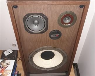 Woofer, mid range  and tweeter 
