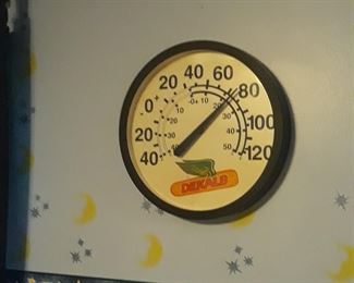 Advertising  Thermometer 
DEKALB