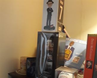 Bobble head collectables