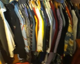 Summer short sleeve shirts 
Hawaiian  floral shirts

