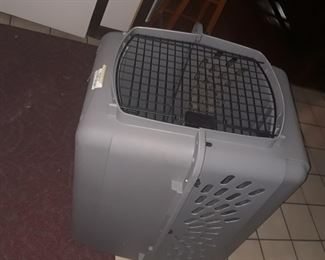 Medium size dog crate