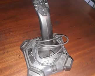 Joystick logitech
Attack 3