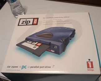 Zip 250 PC  parallel port drive 