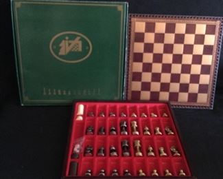 Italfama Vintage Classic Gold Burgundy Leatherette ChessBoard Set