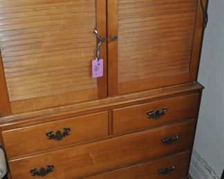 Chest of drawer 