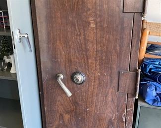 Classic lawyer loved safe with great insert.  On wheels.