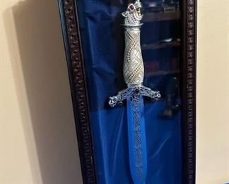 Franklin Mint Viking Dragon Knife in velvet-lined box