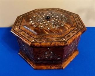 Moroccon large hexagon box