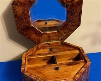 Detail of Moroccon box