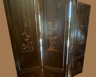 Back side detail of wooden screen