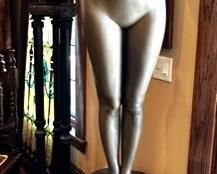 There are two of these Harmonia statues and tables