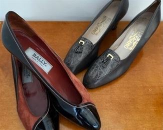 Vintage women's shoes (approx. size 6-8 narrow)