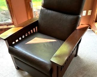 Amish Mission Style Recliner chair with leather
