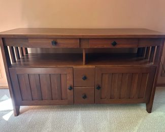 Amish mission style side cabinet 