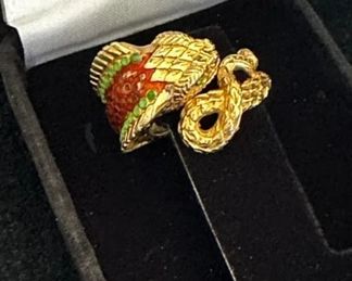 18kt enamel snake ring size 8 11.7 grams 