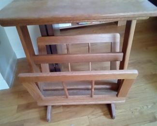 Table Magazine Rack