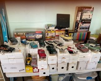 Die cast cars - Many by Danbury Mint with original boxes 