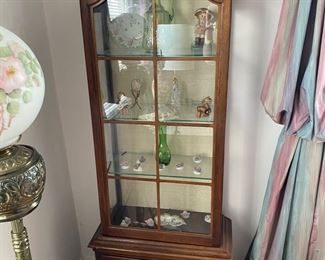 Small display cabinet