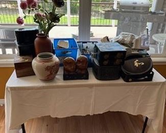 vases, and other beautiful knick knacks