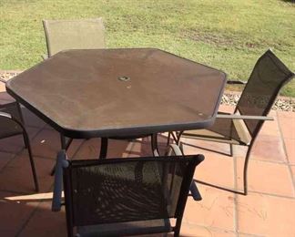 Patio Table And Chairs 