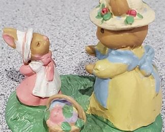 AVON FOREST FRIENDS SUNDAY BEST BUNNY FIGURINE