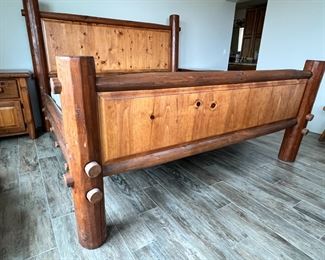 King Ponderosa Pine Log Bed Custom Made No Mattress
