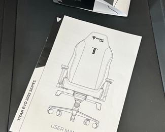 Secretlab Titan EVO League Legends 2022 Series Gaming Chair