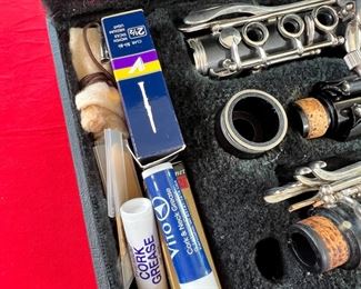 Vintage Buffet Evette Wood Clarinet in Case