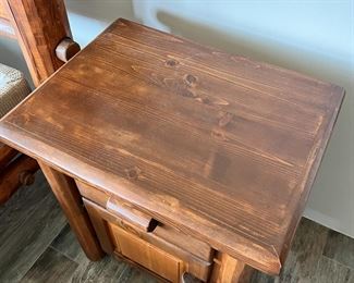2pc Ponderosa Pine Log Nightstands Custom Made PAIR