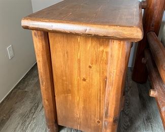 2pc Ponderosa Pine Log Nightstands Custom Made PAIR