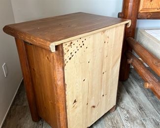 2pc Ponderosa Pine Log Nightstands Custom Made PAIR