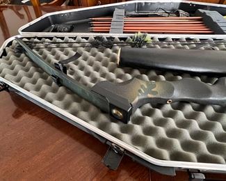 Signed Ted Nugent Browning Deerslayer DS6A Compound Bow