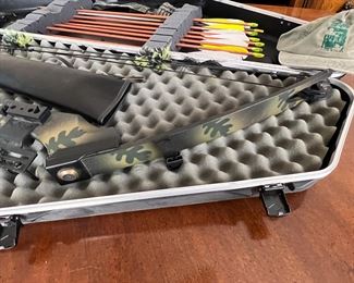 Signed Ted Nugent Browning Deerslayer DS6A Compound Bow