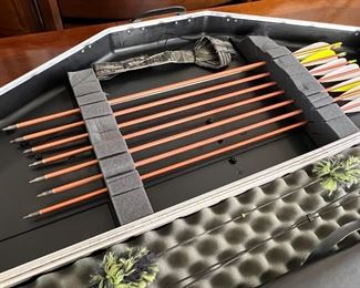 Signed Ted Nugent Browning Deerslayer DS6A Compound Bow