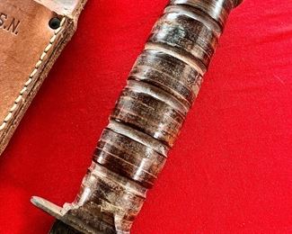 US WWII Camillus USN Mark 2 Fighting Knife with Recessed Nut II