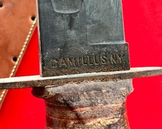 US WWII Camillus USN Mark 2 Fighting Knife with Recessed Nut II