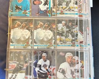 500+ Hockey Card Binder Album