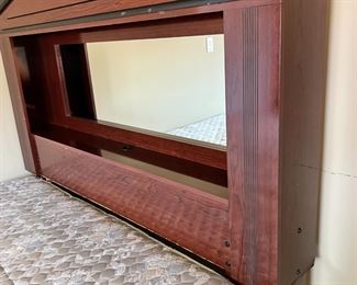 Queen Bed w/ Headboard, Frame Mattress & Box Spring